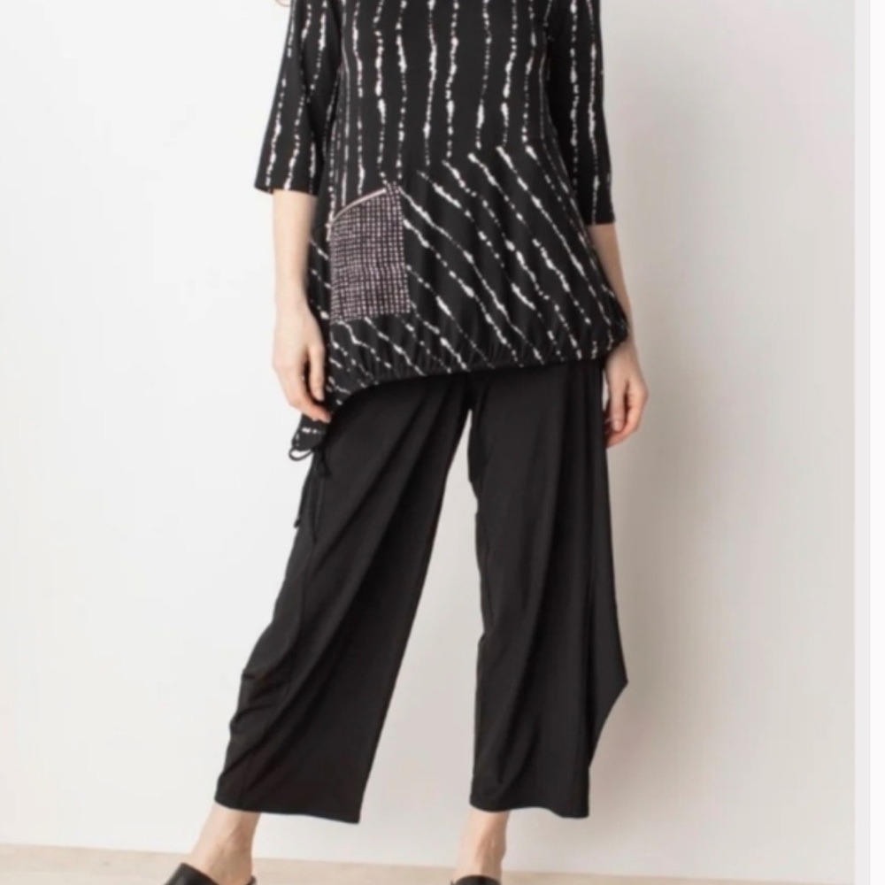 Habitat Black Wide Leg Cropped Pants